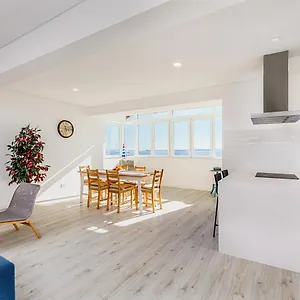 Apartment Dora's, Cacilhas